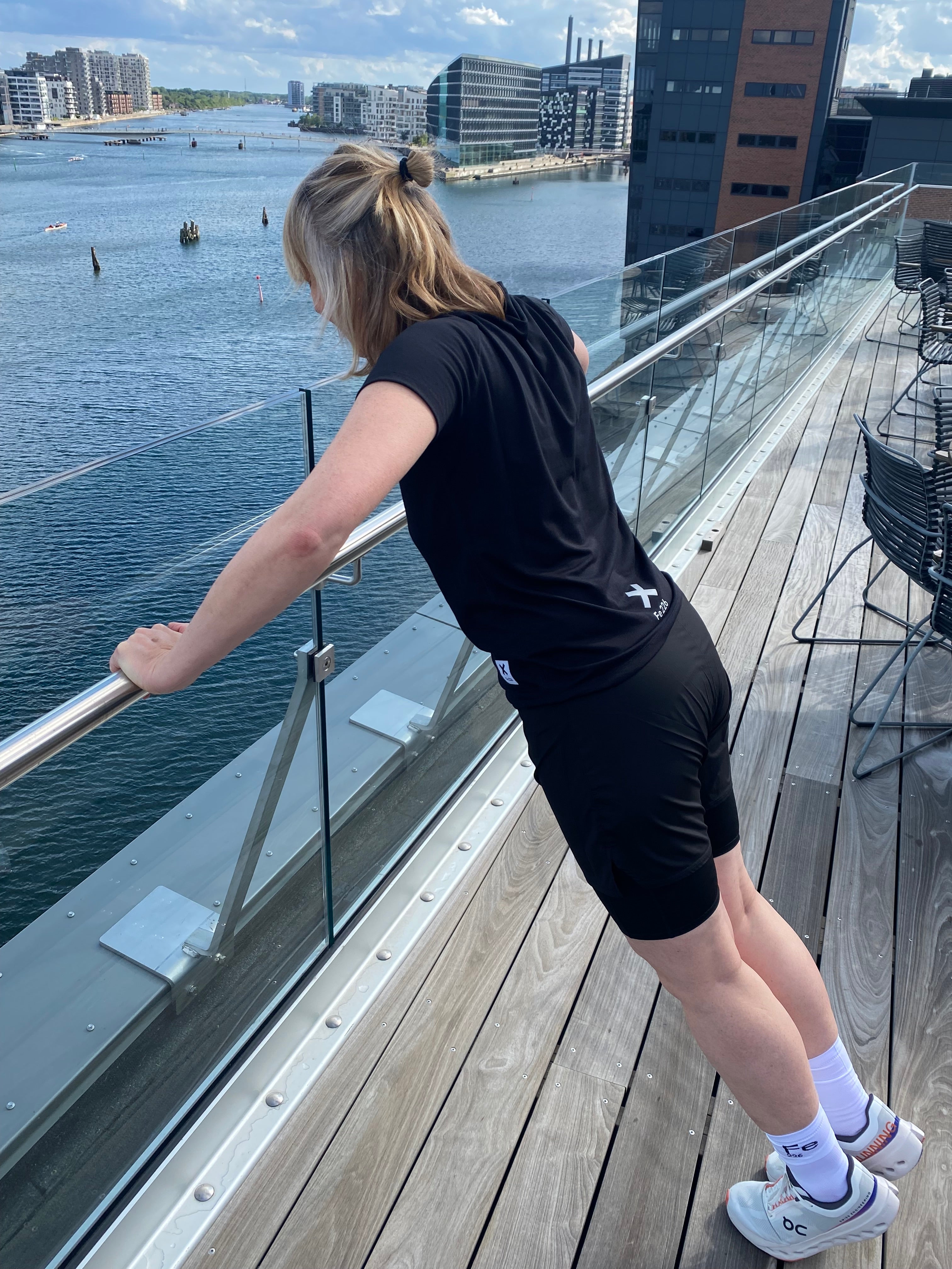 Women Running Shirts, Carbon Black